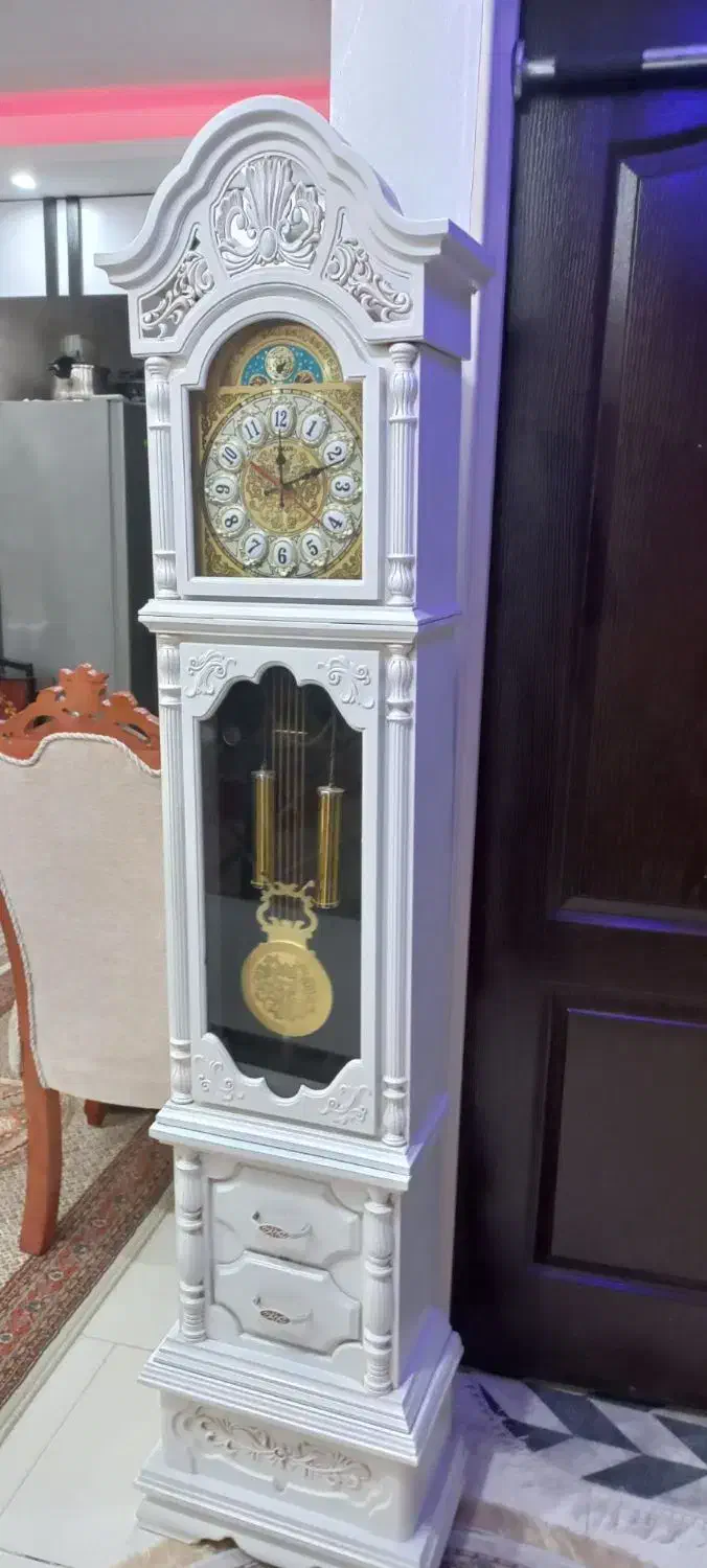 ساعت قدی|ساعت دیواری و تزئینی|پرند, فاز ۶|دیوار