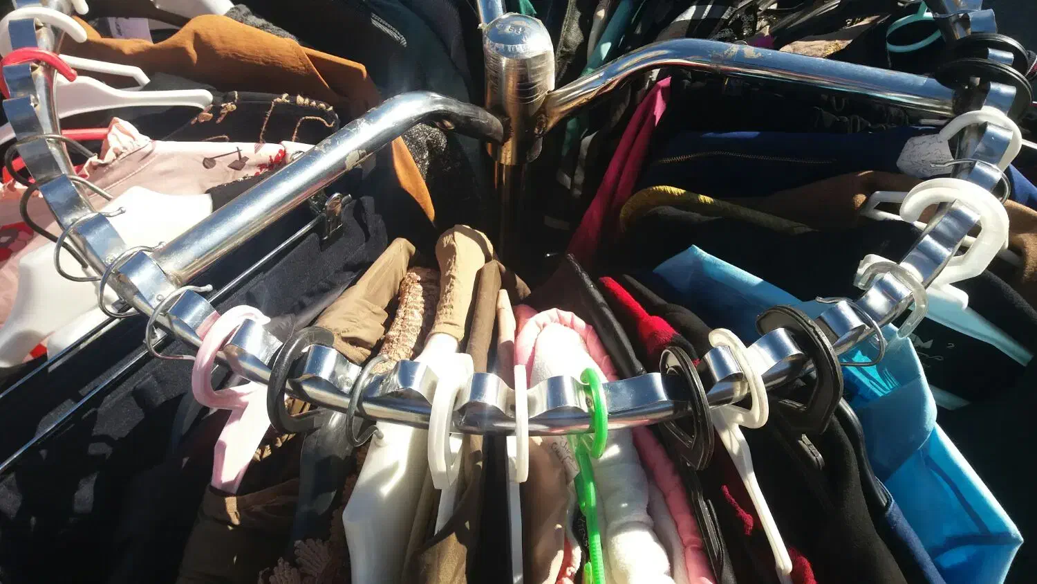 بدلیل جمع آوری تمامی اجناس نصف قیمت|لباس|اردبیل, |دیوار