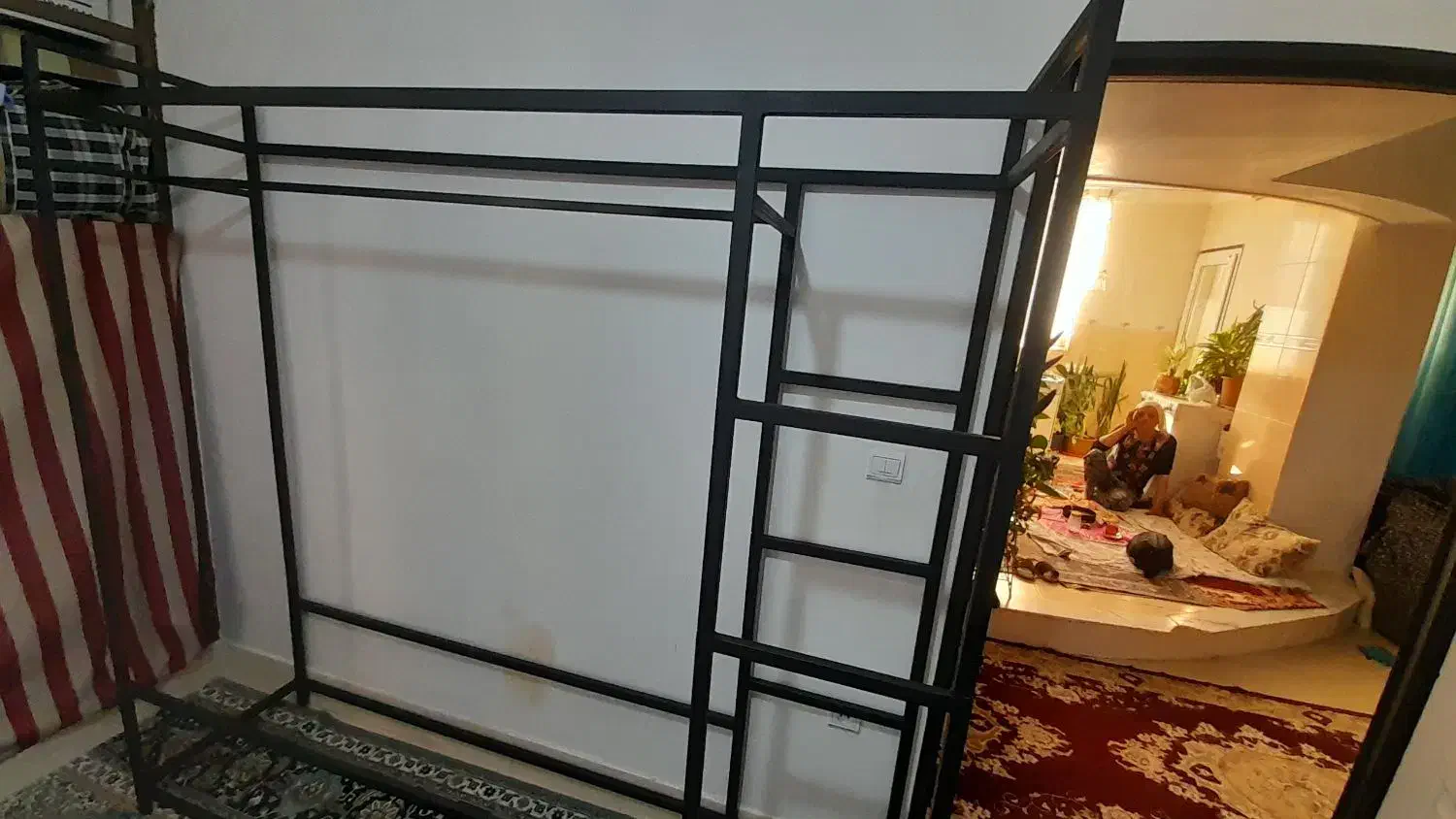 رگال لباس|کتابخانه، شلف، قفسههای دیواری|شاهرود, |دیوار