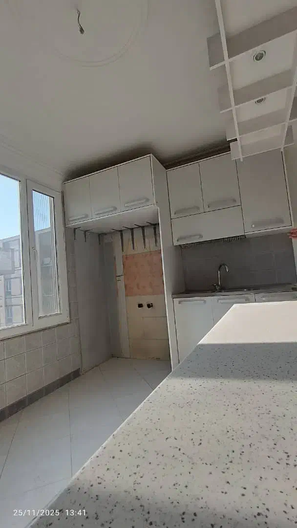 ۷۷متری/ کم واحد/ ۳ بر / بازسازی شده/ میلادها|فروش آپارتمان|کرج, آق تپه|دیوار