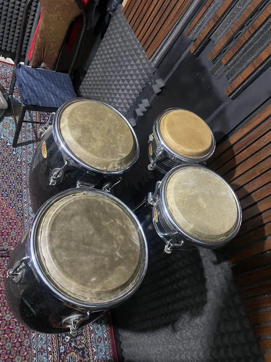 تومبا حرفه ایی|درام و پرکاشن|شاهین‌شهر, فردوسی|دیوار