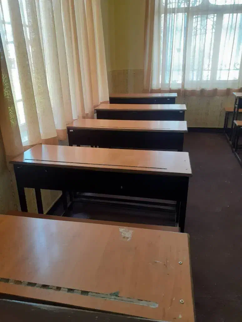 میز و صندلی مدارس|میز و صندلی غذاخوری|تالش, هشتپر|دیوار