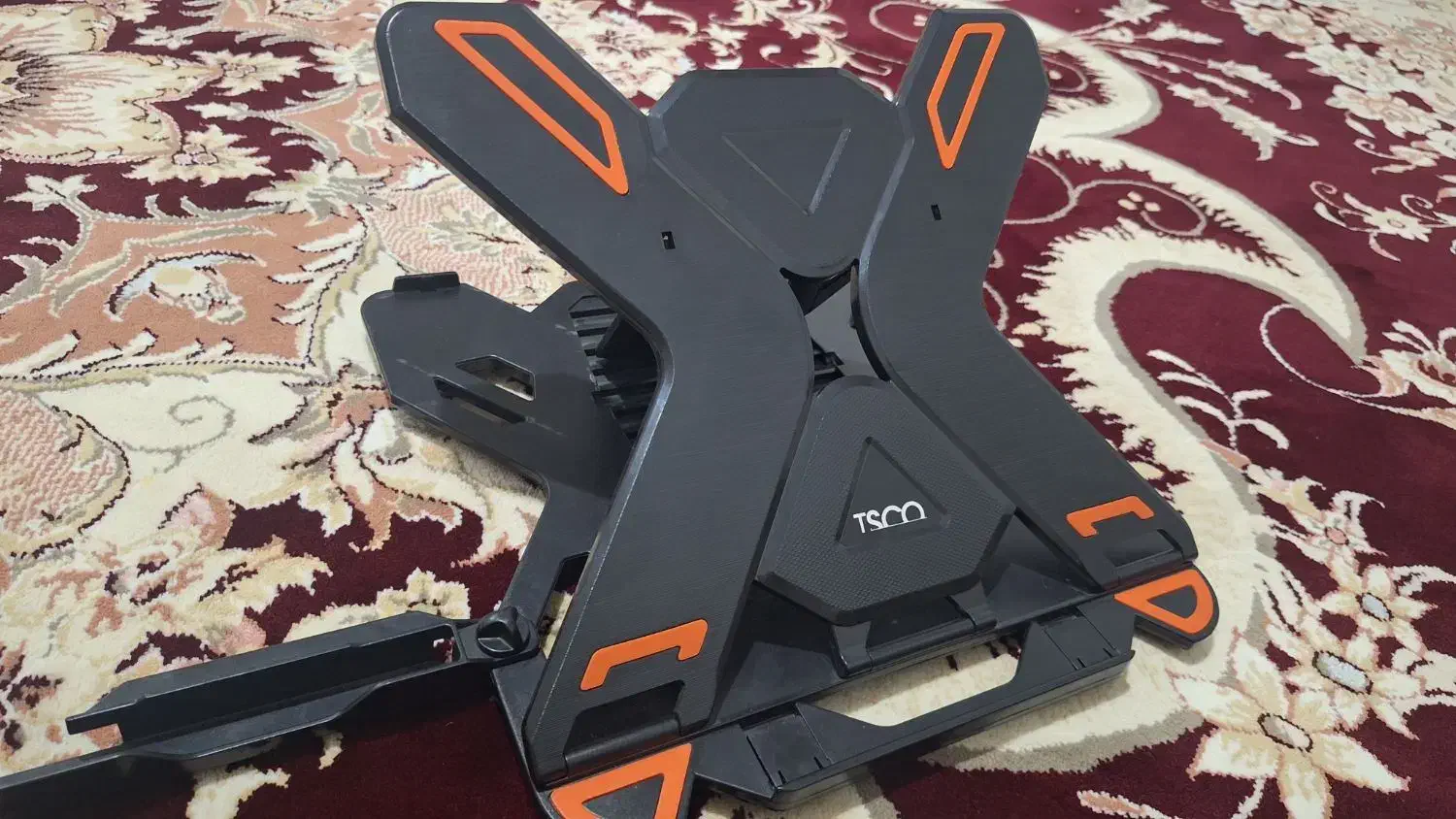 پایه نگه دارنده لپتاب|قطعات و لوازم جانبی رایانه|همدان, |دیوار