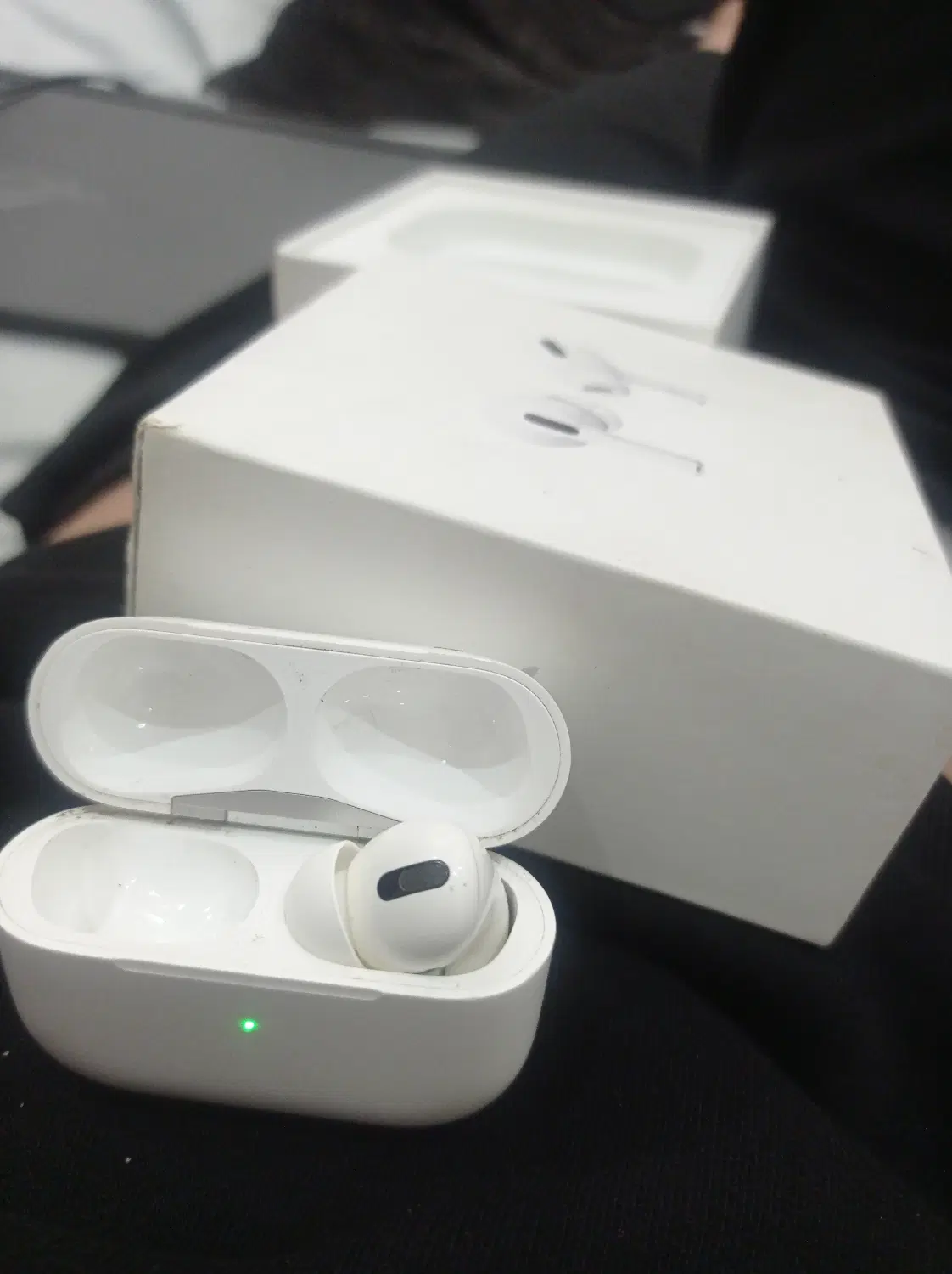 airpods pro orginal|لوازم جانبی موبایل و تبلت|رشت, دیلمان|دیوار