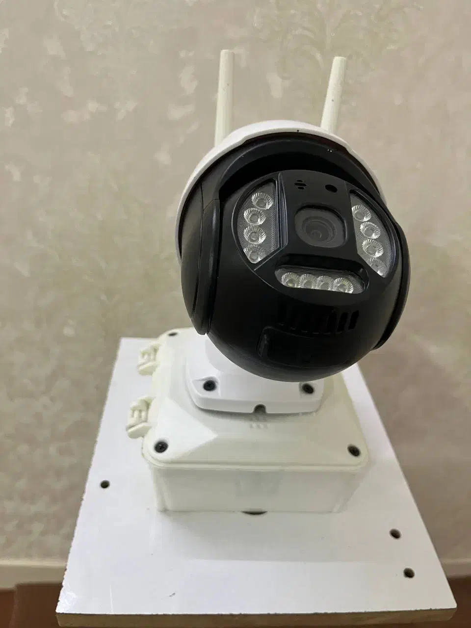 دوربین چرخشی|دوربین مداربسته|هشتگرد, شهرک بعثت|دیوار