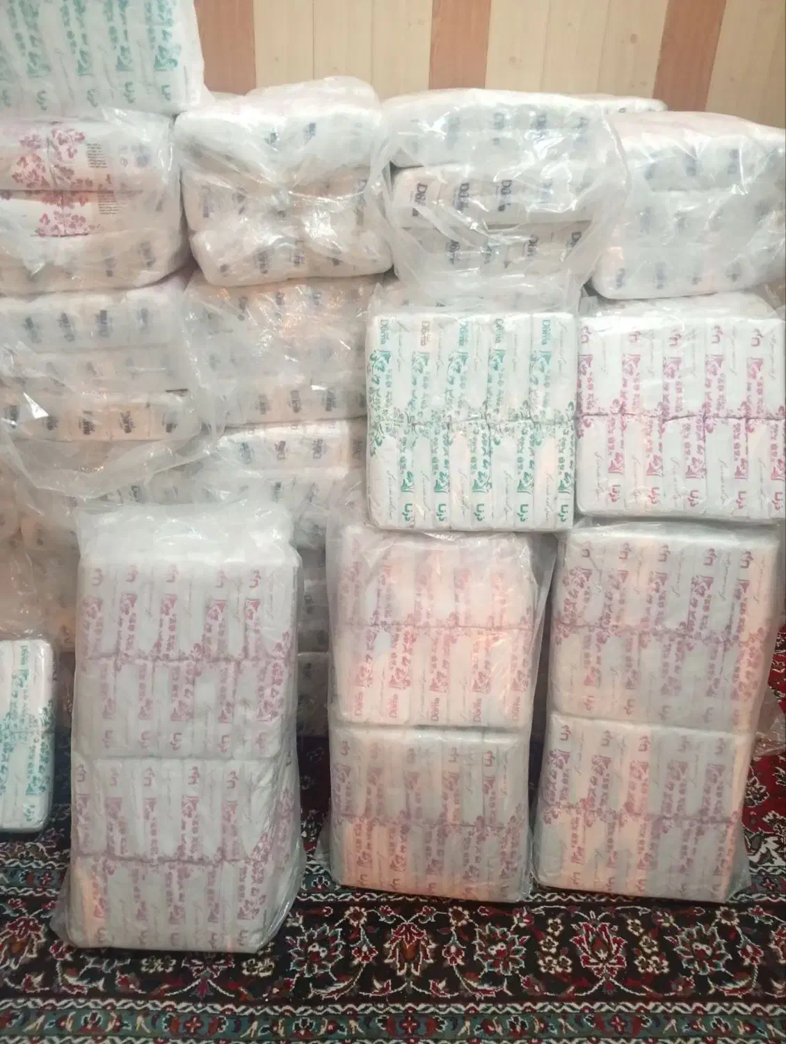 دستمال کاغذی|مواد شوینده و دستمال کاغذی|نقده, |دیوار