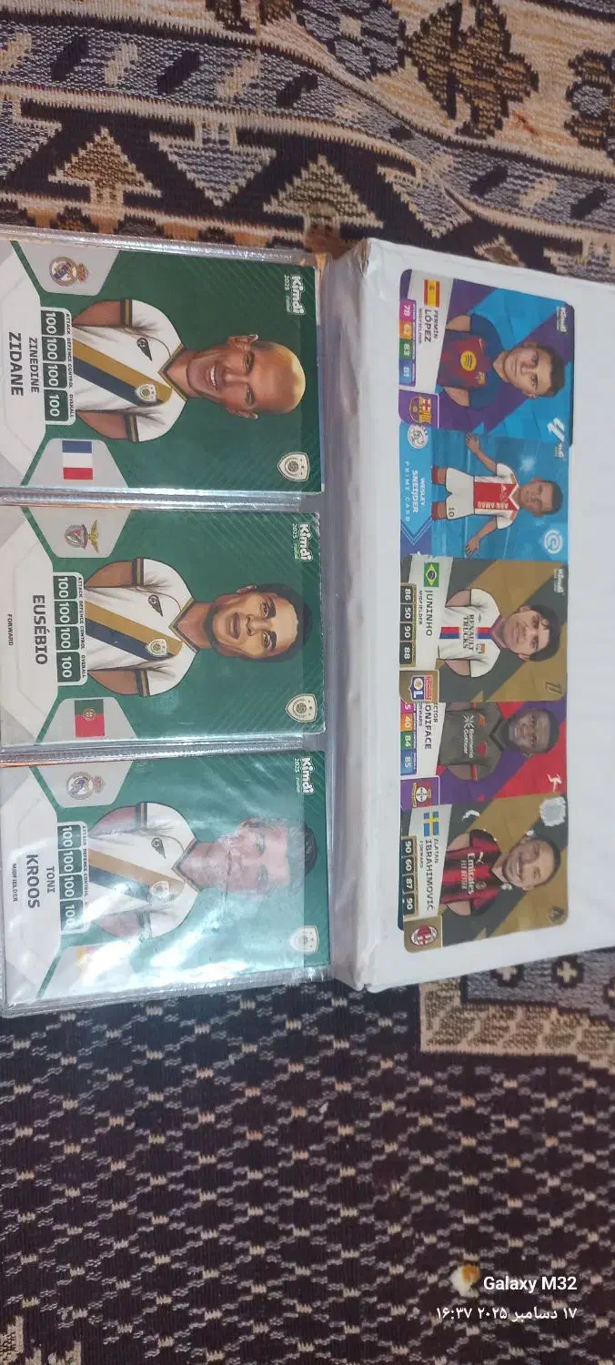 کارت کیمدی به همراه آلبوم|کلکسیون و سرگرمی|شهر بابک, |دیوار