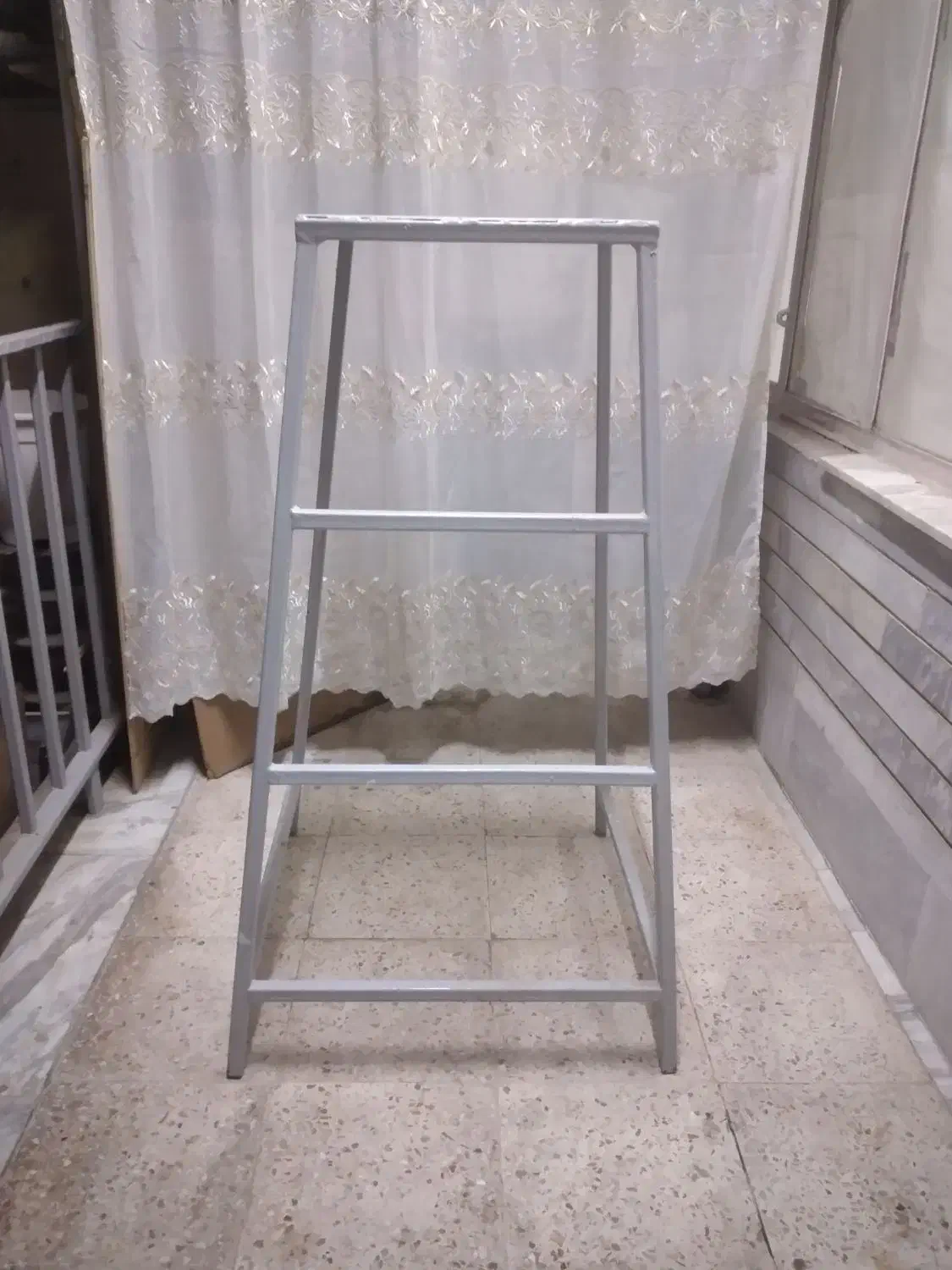 چهار پایه آهنی|مصالح و تجهیزات ساختمان|کرج, شاهینویلا|دیوار