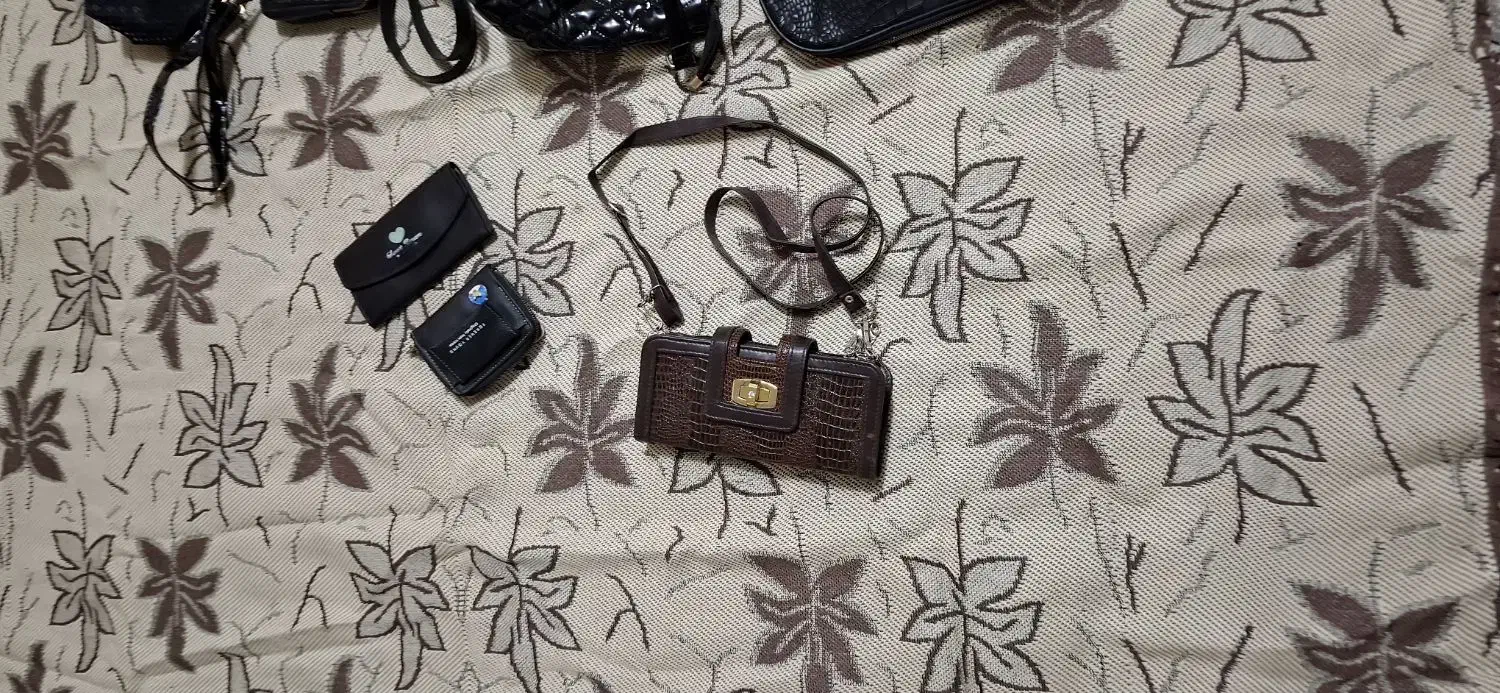 کیف های در حد نو ولی با نو مو نمیزنه|کیف، کفش، کمربند|شهرکرد, |دیوار