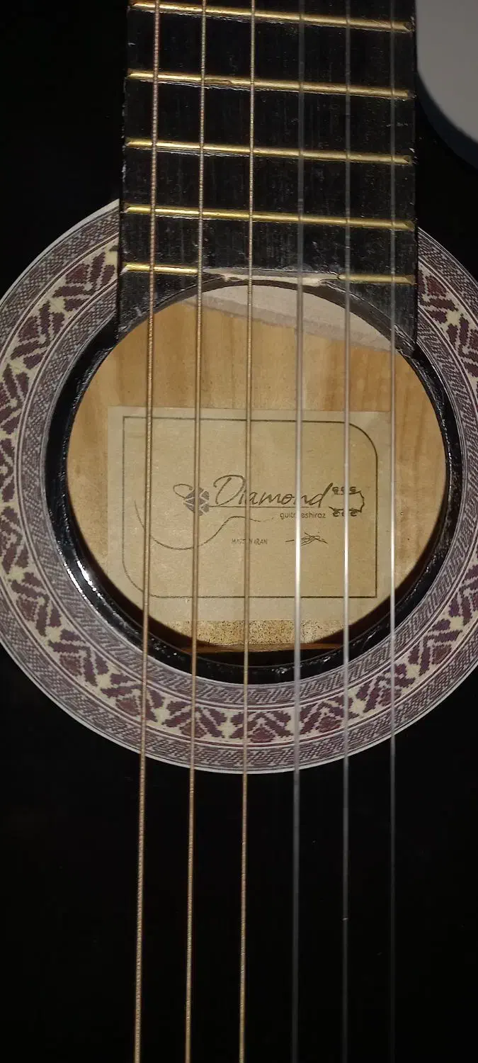 فروش گیتار همراه با کیف|گیتار، بیس، امپلیفایر|بافق, |دیوار