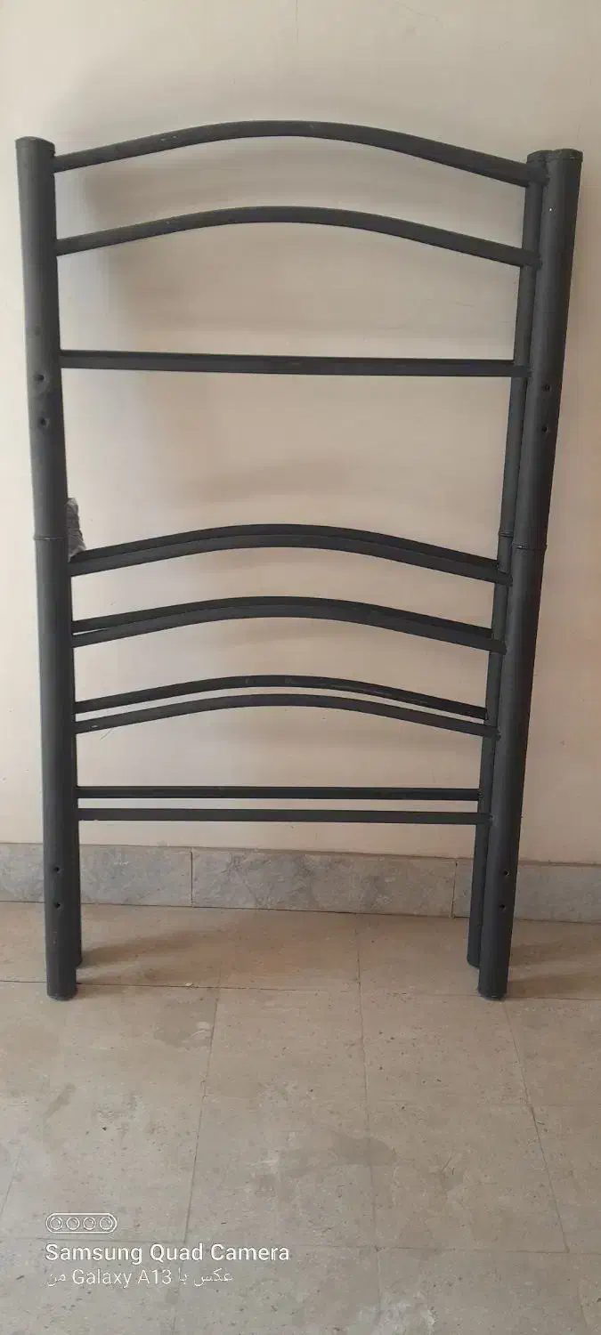 تخت خواب دوطبقه فلزی همراه ۲تشک رویال اصل|تخت و سرویس خواب|پاکدشت, پاکدشت (مامازند)|دیوار