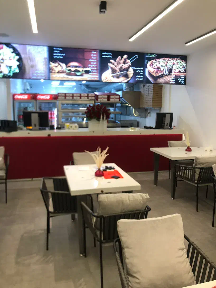 پیتزا زن ساندویچ زن آماده ساز سالن کار فست فود|استخدام خدمات فروشگاه و رستوران|تهران, افسریه شمالی|دیوار