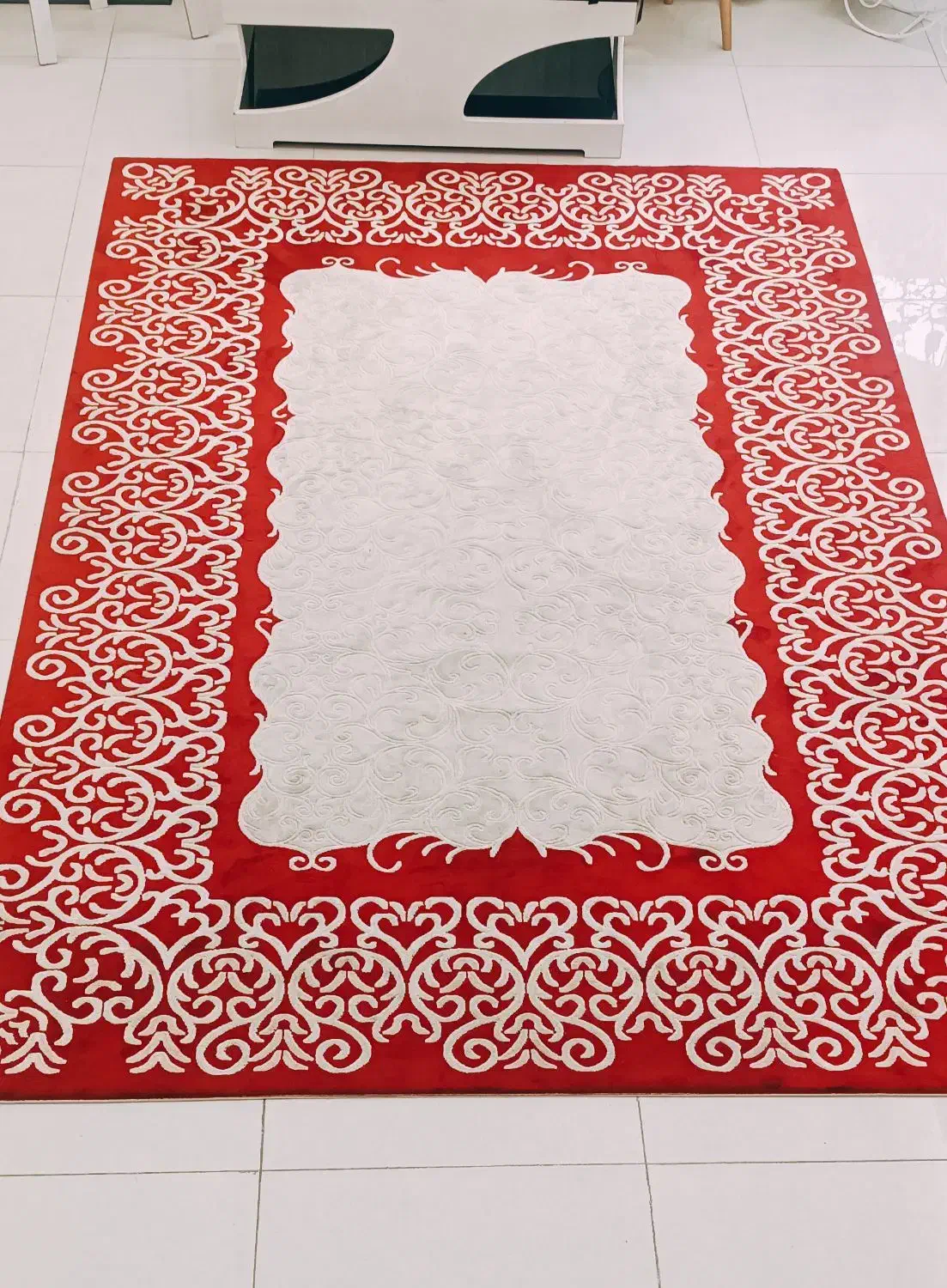 فرش 6 متری و میز وسط|فرش|شیراز, ریشمک|دیوار