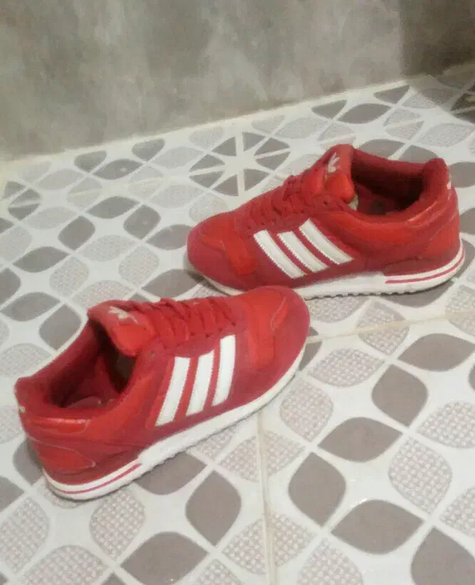 کتونی آدیداس ، ریز پا سایز ۳۸|کیف، کفش، کمربند|محمدشهر, محمدشهر|دیوار