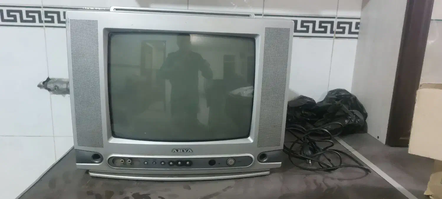تلوزیون ۱۲ ARYA|تلویزیون و پروژکتور|تهران, خزانه|دیوار