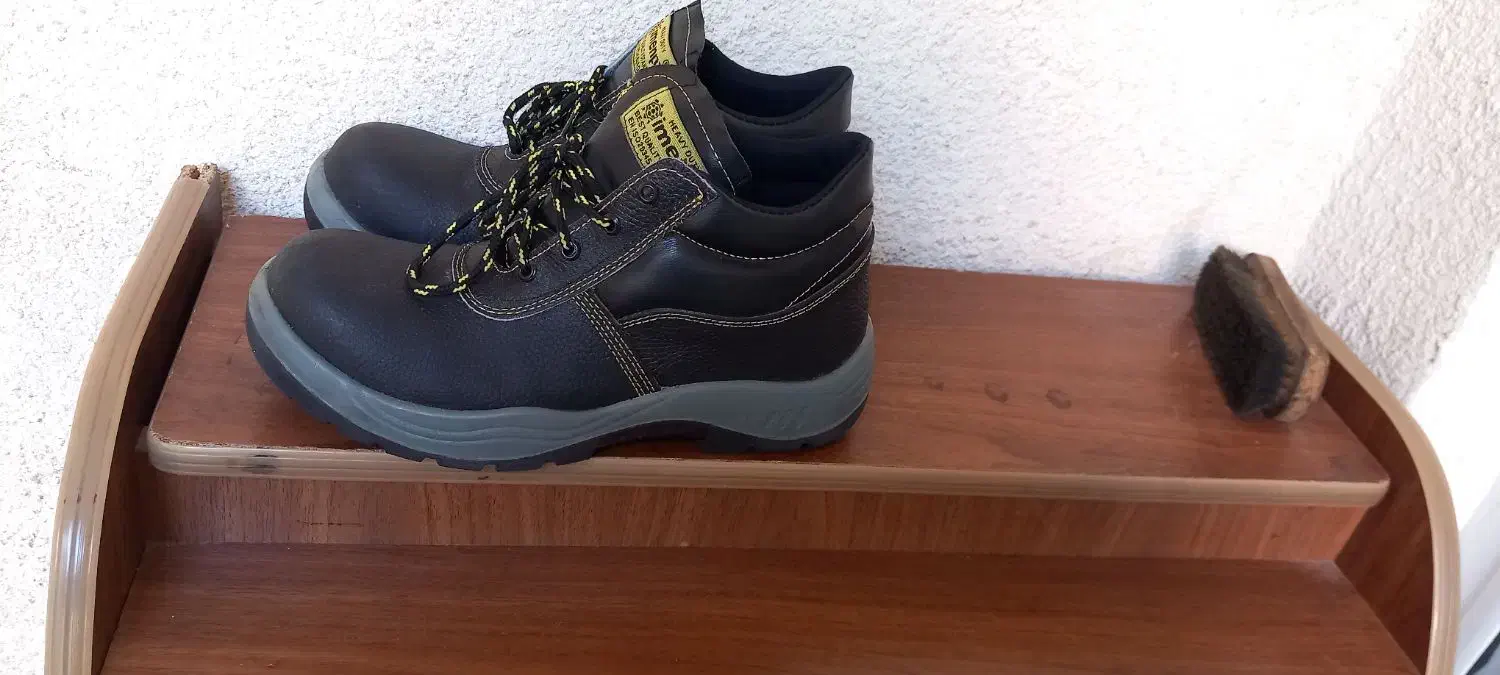 کفش ایمنی|کیف، کفش، کمربند|تبریز, |دیوار