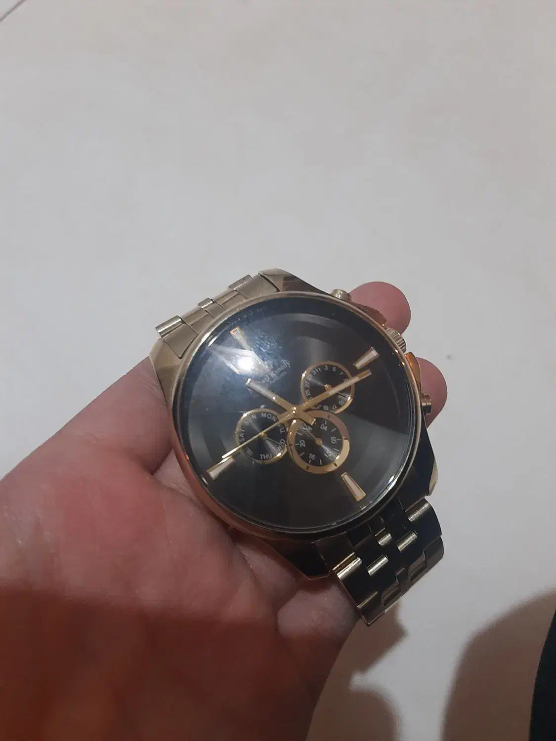 ساعت مچی|ساعت|سبزوار, قصبه اب یمین|دیوار