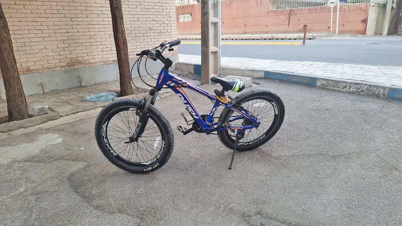 دوچرخه ۲۴ راش بدنه آلومینیوم درحد نو|دوچرخه، اسکیت، اسکوتر|شاهین‌شهر, فردوسی|دیوار