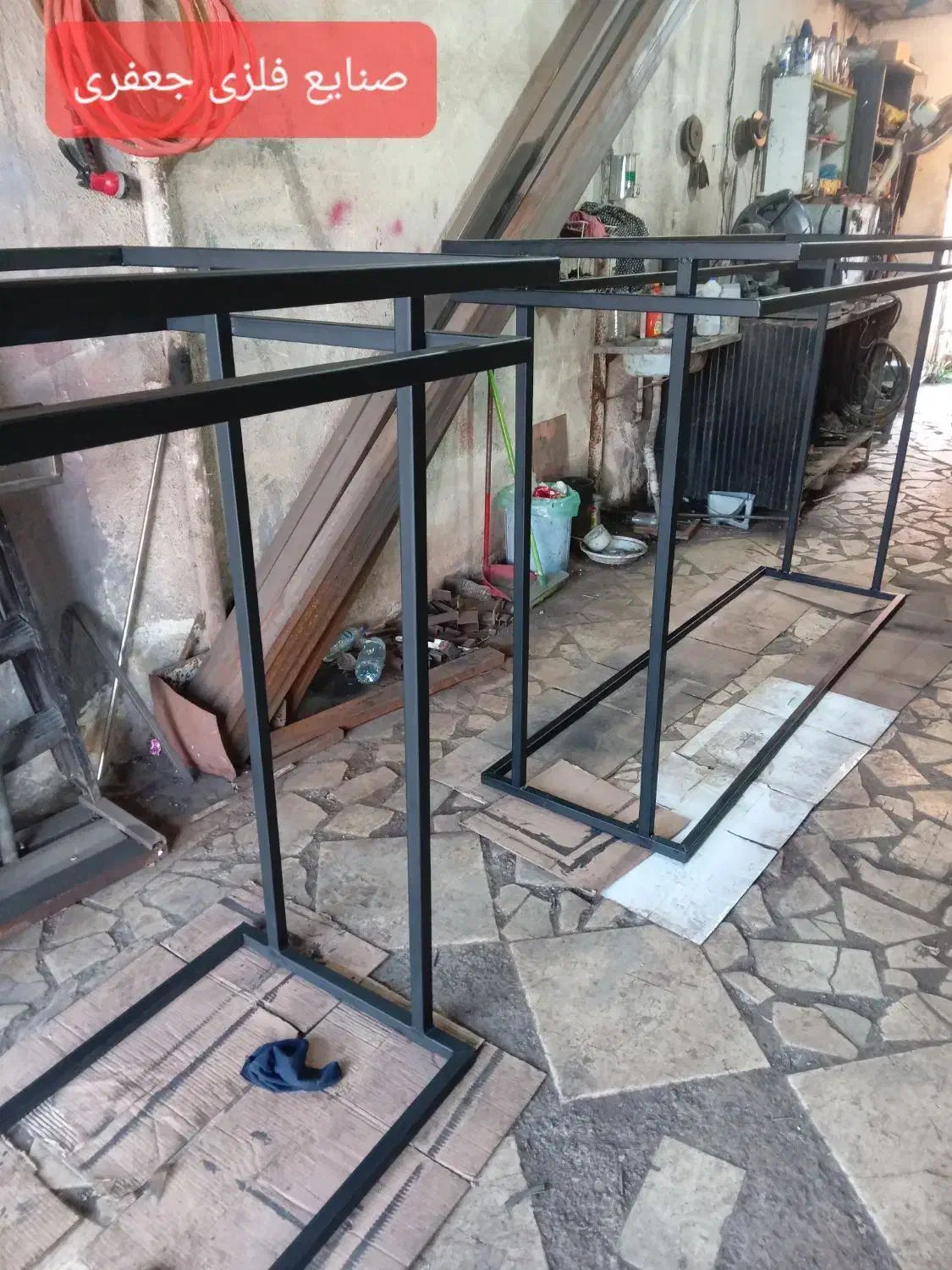 جوشکاری و ساخت انواع رگال و قفسه|خدمات پیشه و مهارت|لاهیجان, انقلاب|دیوار