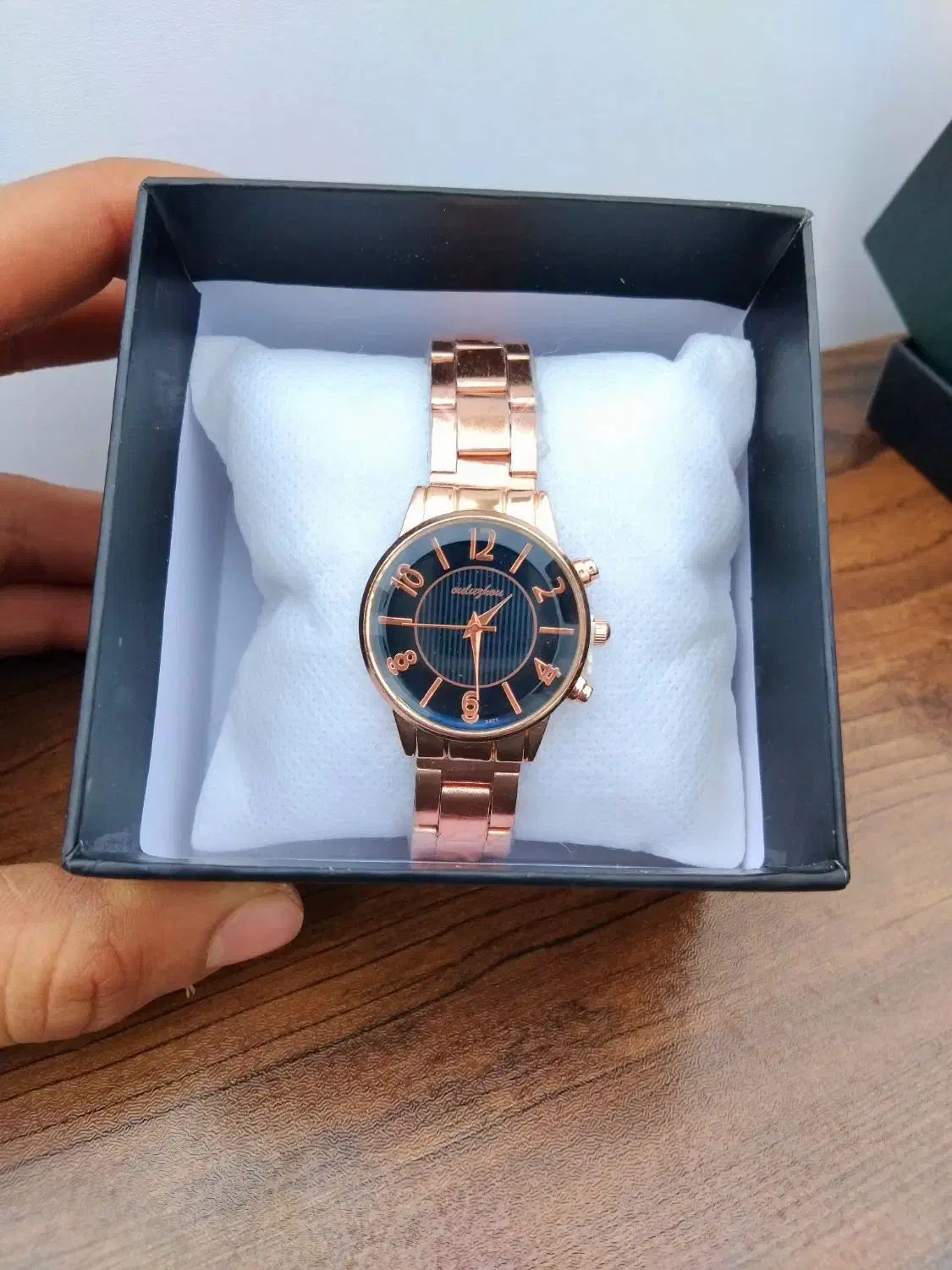 انواع ساعت هایه مردانه وزنانه|ساعت|تالش, هشتپر|دیوار