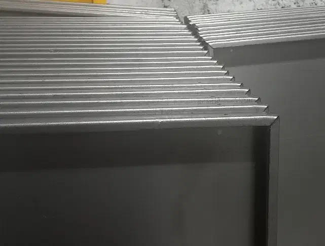 خدمات خم وبرش لیزر فلز|خدمات پیشه و مهارت|اصفهان, طاحونه|دیوار