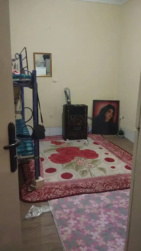 خوابگاه دانشجویی و کارمندی دخترانه|اجارهٔ آپارتمان|شیراز, فخرآباد (دروازه کازرون)|دیوار