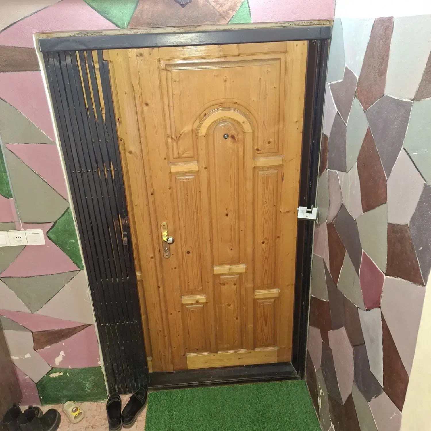 درب نراد تمیز سالم با دزدگیر|مصالح و تجهیزات ساختمان|نوشهر, |دیوار