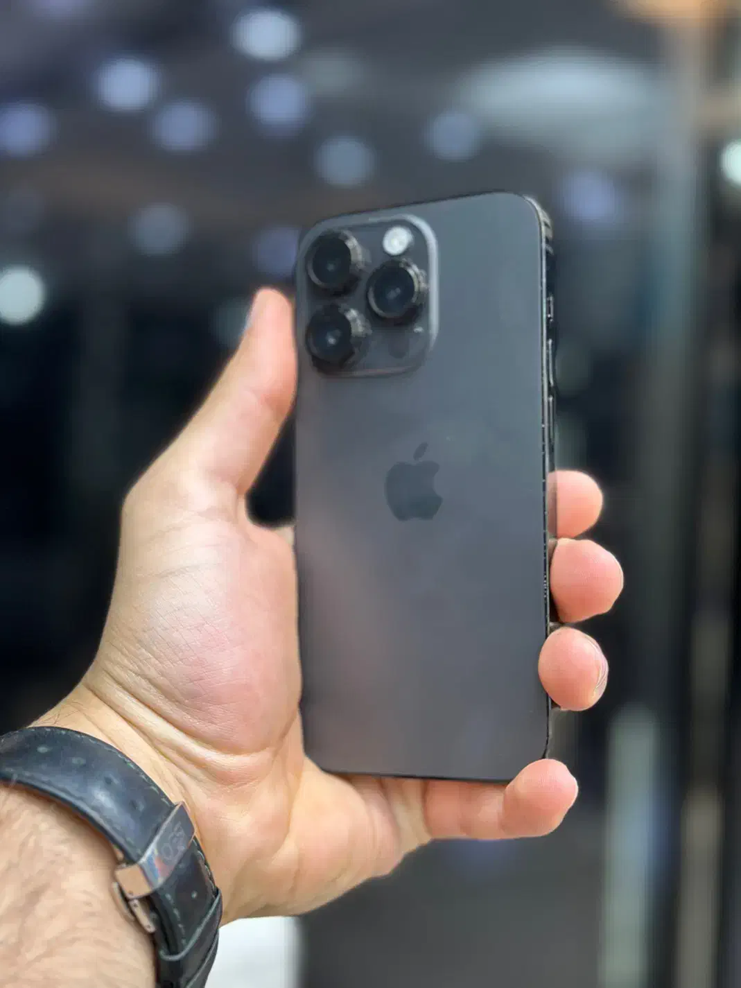 ۱۴ پرو مشکی با ریجیستر از دم قسط|موبایل|اصفهان, مفتح|دیوار