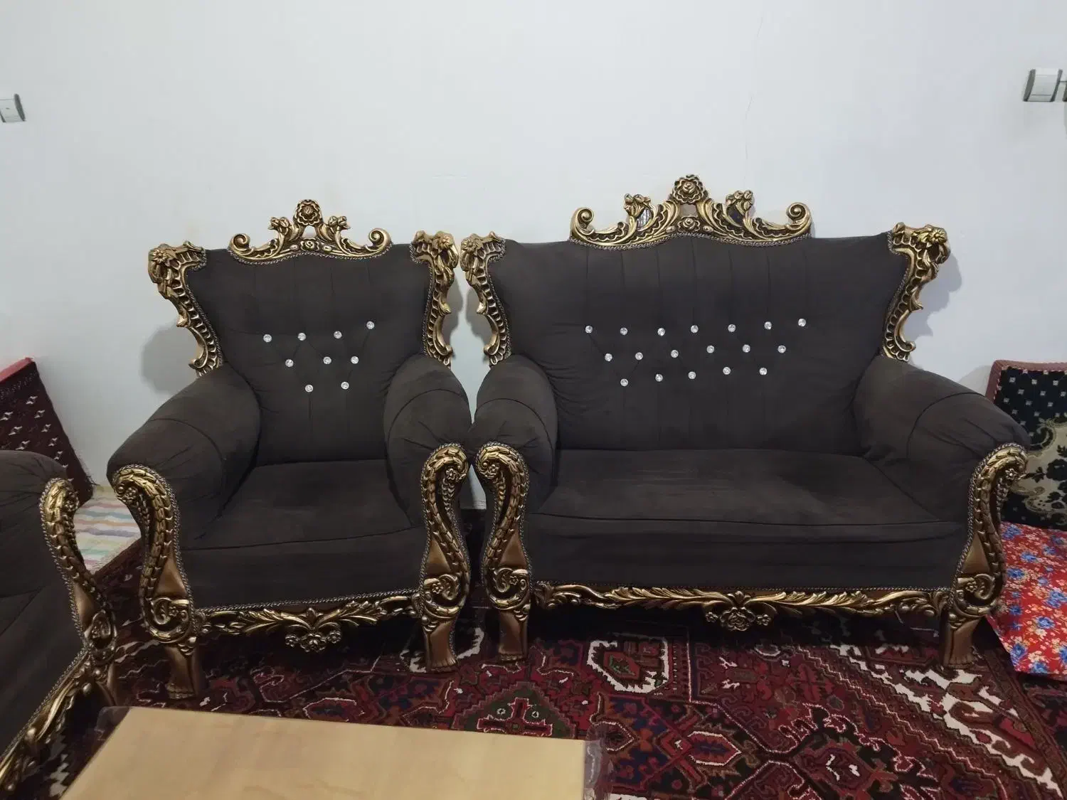 مبل|مبلمان خانگی و میز عسلی|شبستر, |دیوار