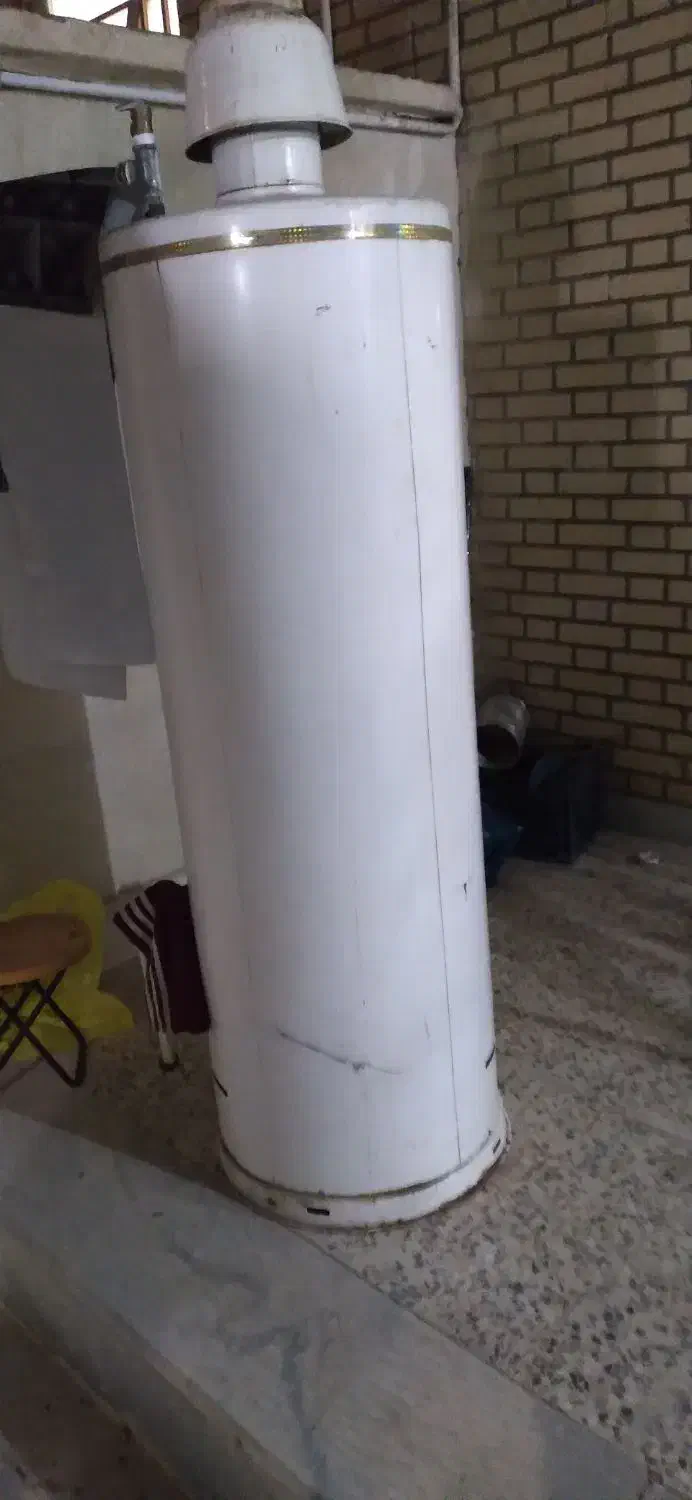 آب گرم کن مخزنی|آبگرمکن، پکیج، شوفاژ|سمیرم, |دیوار