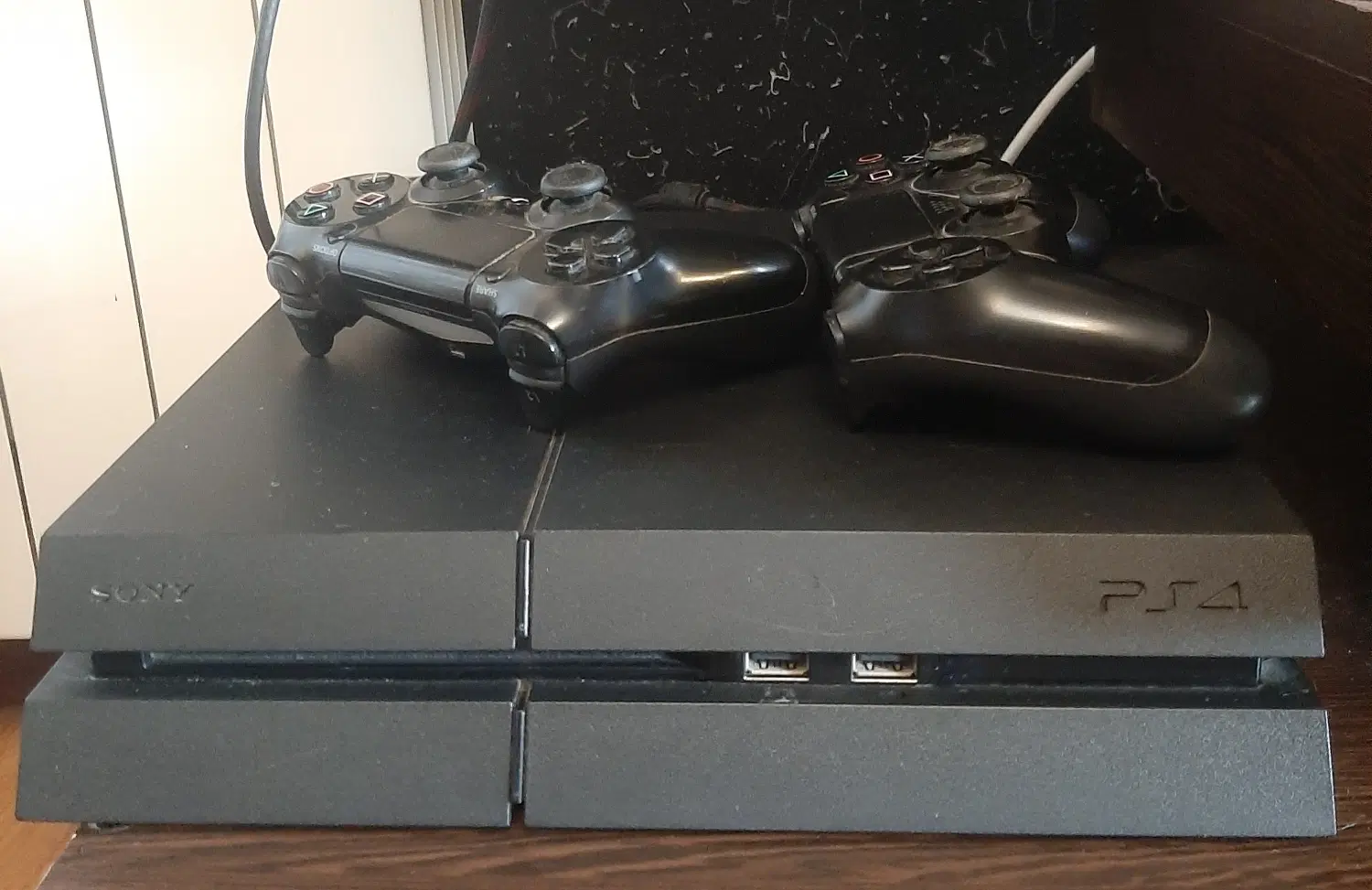 Ps4 1T|کنسول، بازی ویدئویی و آنلاین|رشت, کاکتوس|دیوار