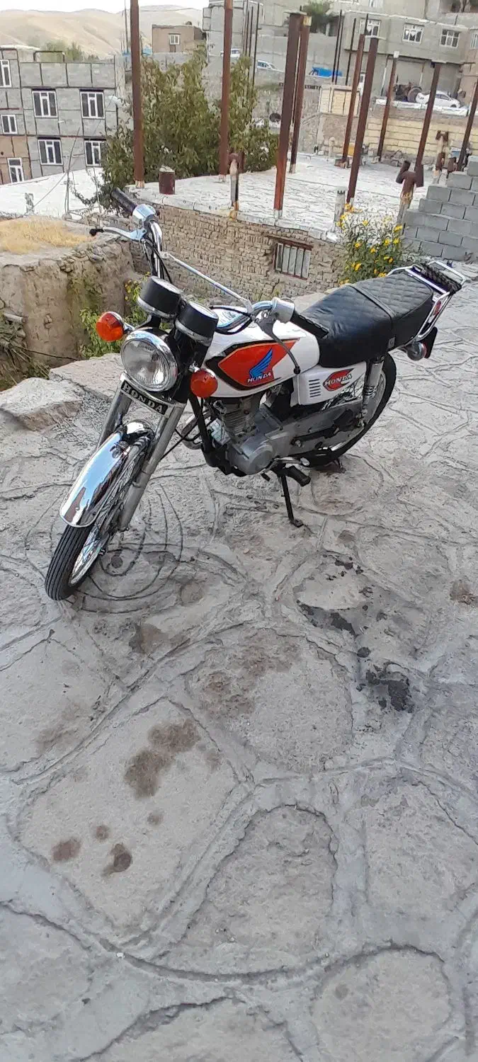 هندا۱۲۵|موتورسیکلت|باسمنج, |دیوار