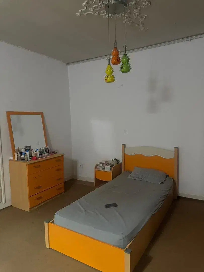 سرویس خواب تخت خواب میز صندلی|تخت و سرویس خواب|کرج, گوهردشت|دیوار