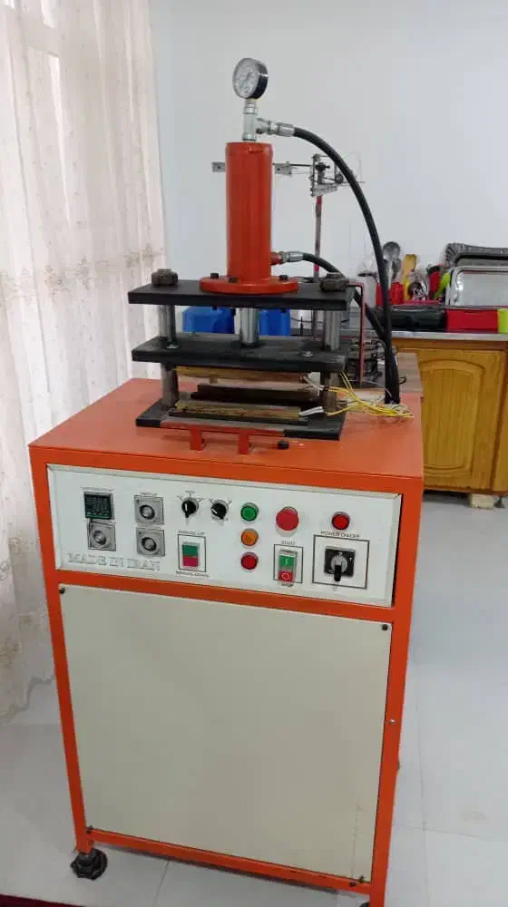 فروش دستگاه اسکاج بافی و پرس تمام اتوماتیک|ماشینآلات صنعتی|شیراز, گویم|دیوار