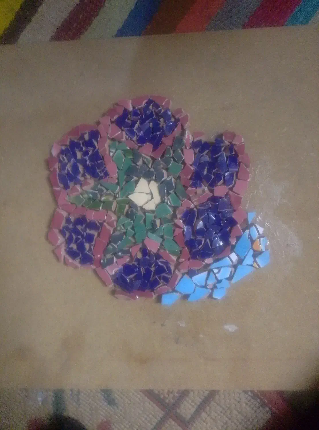 تابلو سنگ طراحی شده با رنگ. گواش.|تابلو، نقاشی، عکس|سمنان, |دیوار