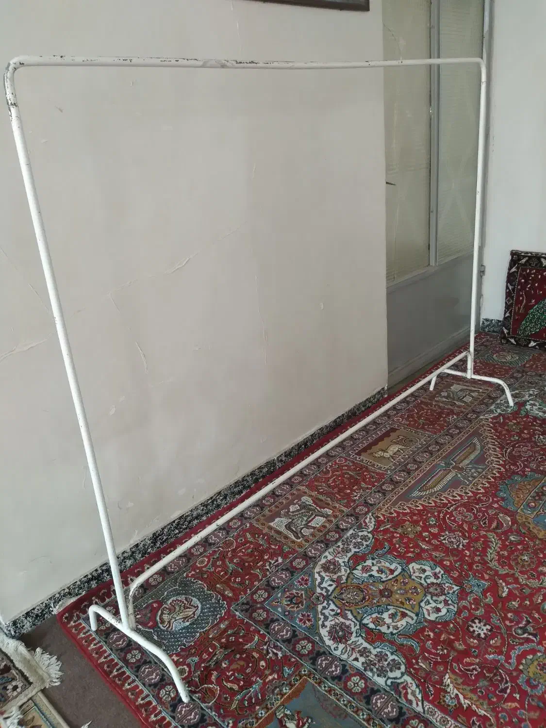 لباس|مبلمان خانگی و میز عسلی|ساوه, |دیوار