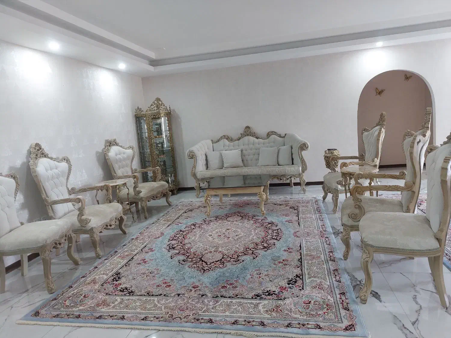 مبل و تخت|مبلمان خانگی و میز عسلی|فردیس, نسترن غربی|دیوار