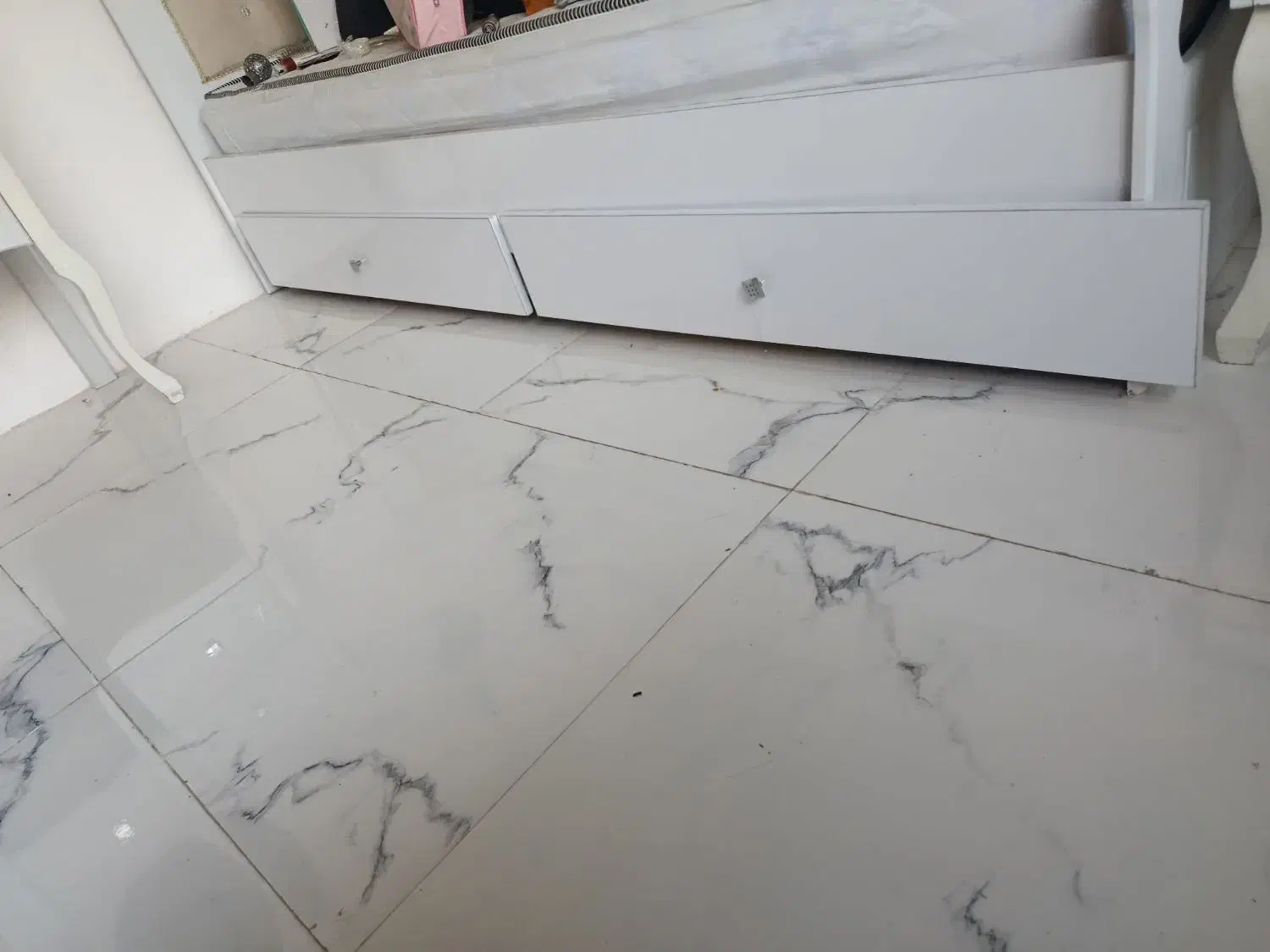 تخت خواب|تخت و سرویس خواب|رودسر, |دیوار