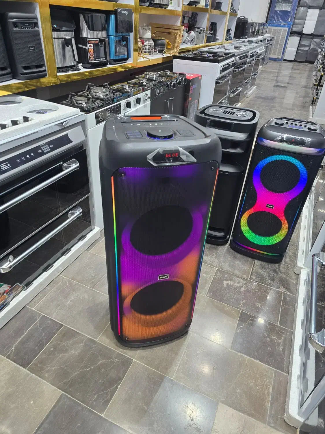 غول اسپیکر ۱۹۳۸ bordu ارتفاع ۱۱۰ سانت|پخش‌کننده همراه|قم, ولیعصر|دیوار