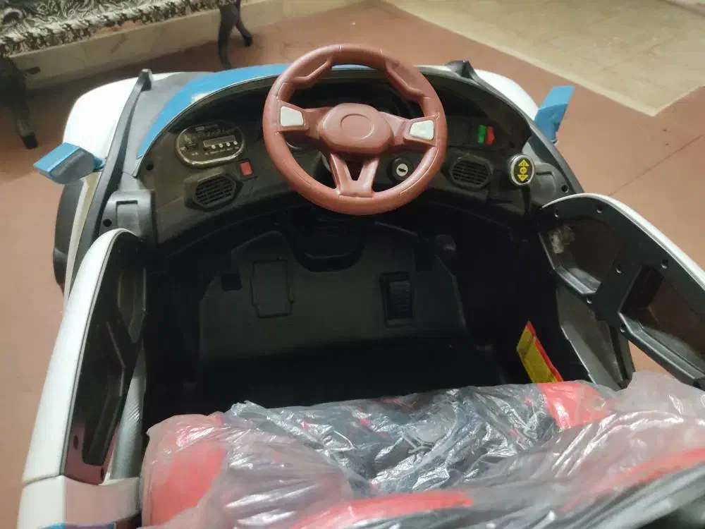 ماشین شارژی|اسباب‌‌بازی|ری, ملک‌آباد|دیوار