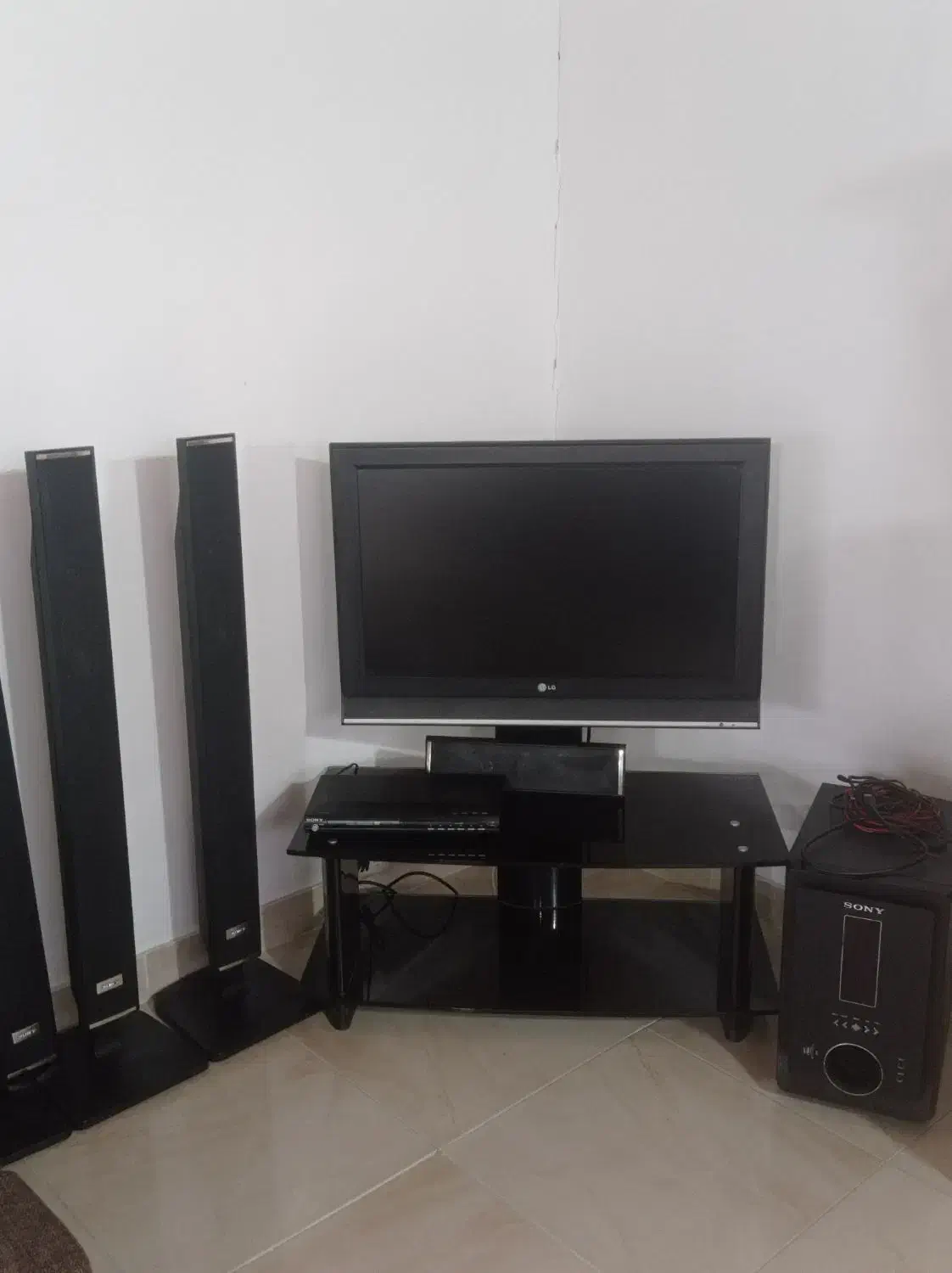 تلویزیون ۳۲ اینچ LG صفحه تخت|تلویزیون و پروژکتور|بندر انزلی, تربه گوده|دیوار