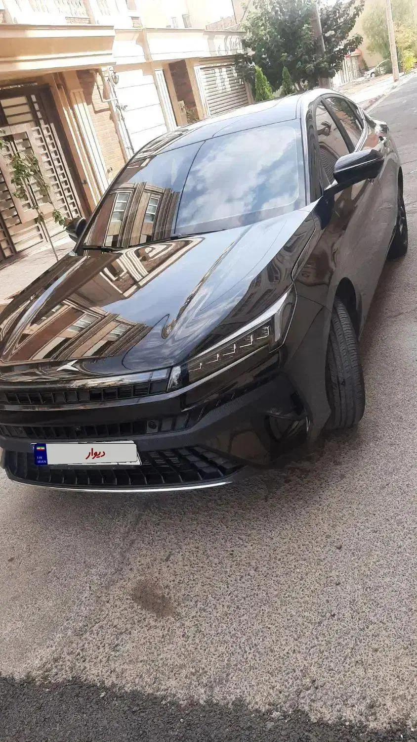 کی ام سی j7 1403|خودرو سواری و وانت|قم, پردیسان|دیوار