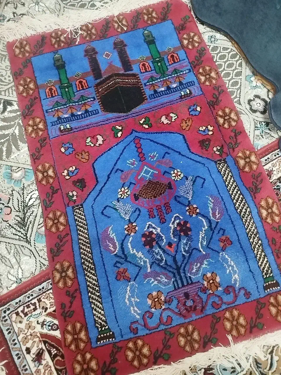 قالین 12متری دو عدد و بقیه هم دستباف فروشی|فرش|تایباد, |دیوار