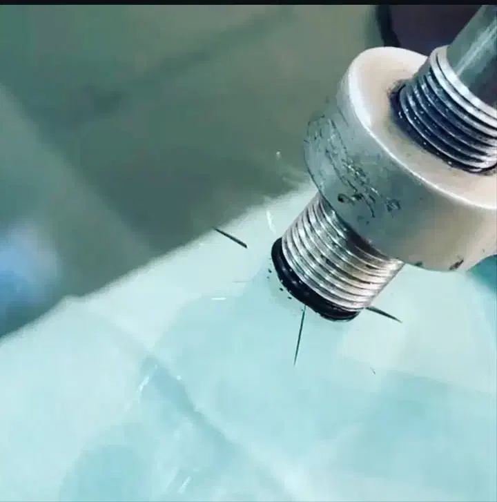 ترمیم سنگ خوردگی وترک شیشه خودرو|خدمات موتور و ماشین|زرند, |دیوار