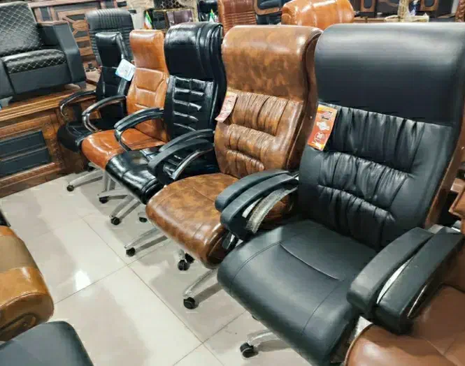 صندلی مدیریت چروک اداری|مبلمان اداری|رشت, پیرکلاچای|دیوار