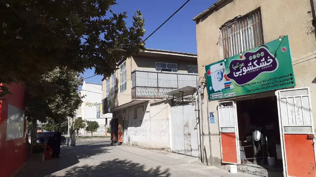 منزل ویلایی مسکونی تجاری|فروش خانه و ویلا|استهبان, |دیوار