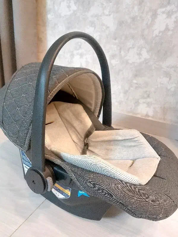 سرویس کریر و کالسکه و صندلی ماشین|کالسکه و لوازم جانبی|رشت, پیرکلاچای|دیوار