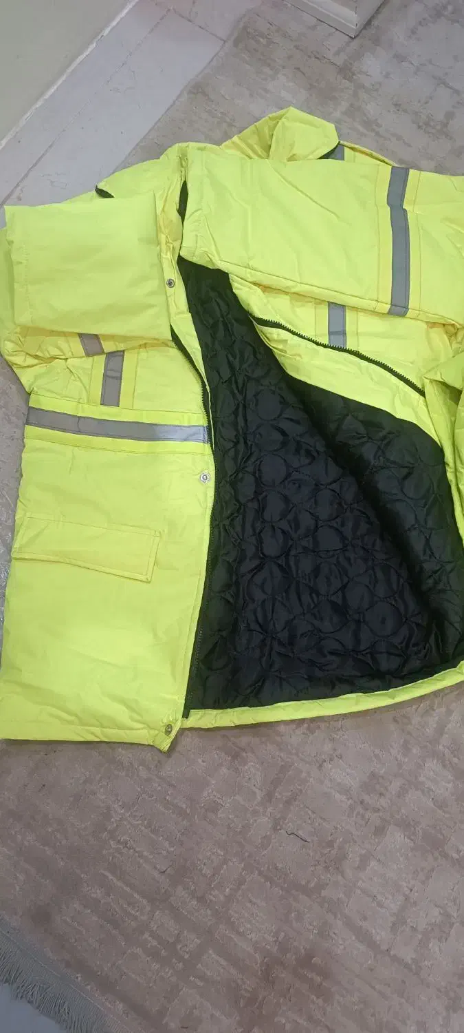 بادگیر|لباس|مشهد, الهیه|دیوار