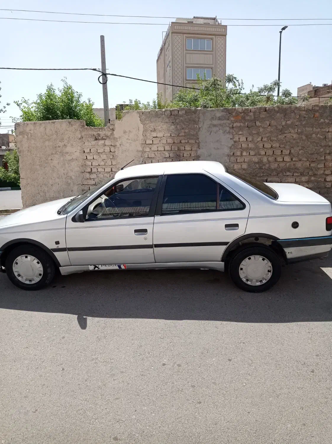 پژو 405 سالم|خودرو سواری و وانت|قم, در بهشت|دیوار