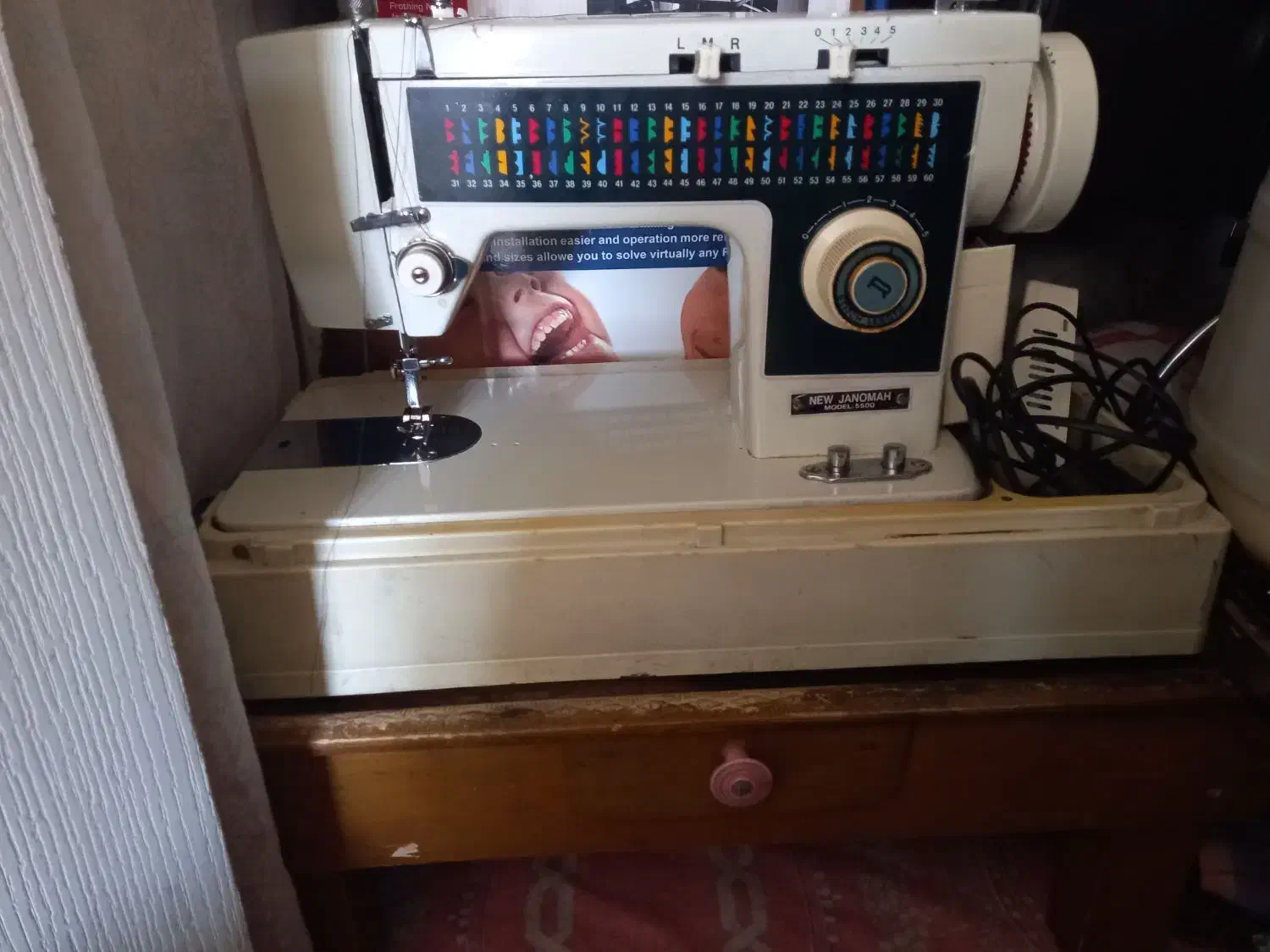 چرخ خیاطی ژانومه۵۵۰۰|چرخ خیاطی و ریسندگی|زرقان, |دیوار